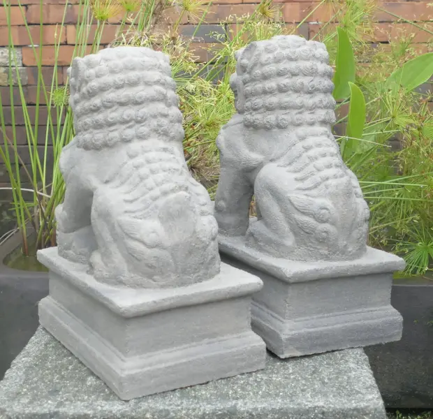 Artikelbild 3 des Artikels “Temple Löwe, 25cm Höhe , Satz von zwei, gefärbt in der Farbe antik finish “
